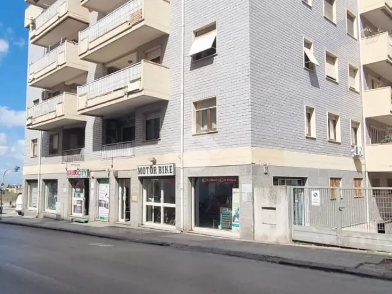 Magazzino in Via Lorenzo Bogino 27, Sassari, {3} - Foto 2