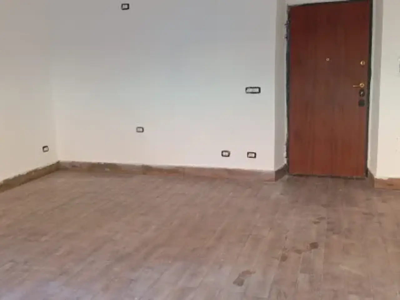 Negozio in Via Patrioti 55, Ossona, {3} - Foto 1