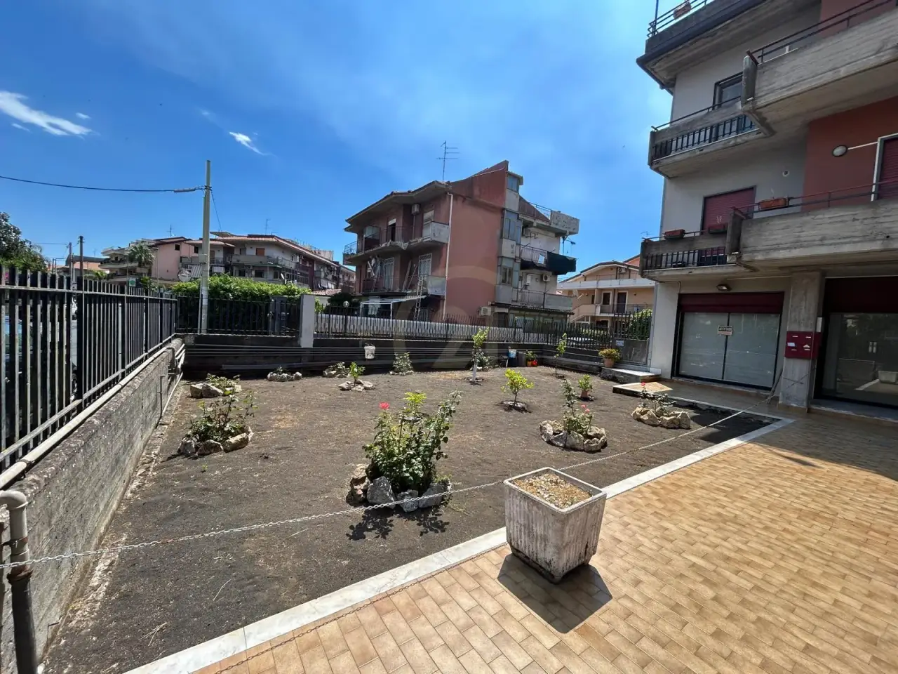 Palazzina commerciale in , Gravina Di Catania, {3} - Foto 1