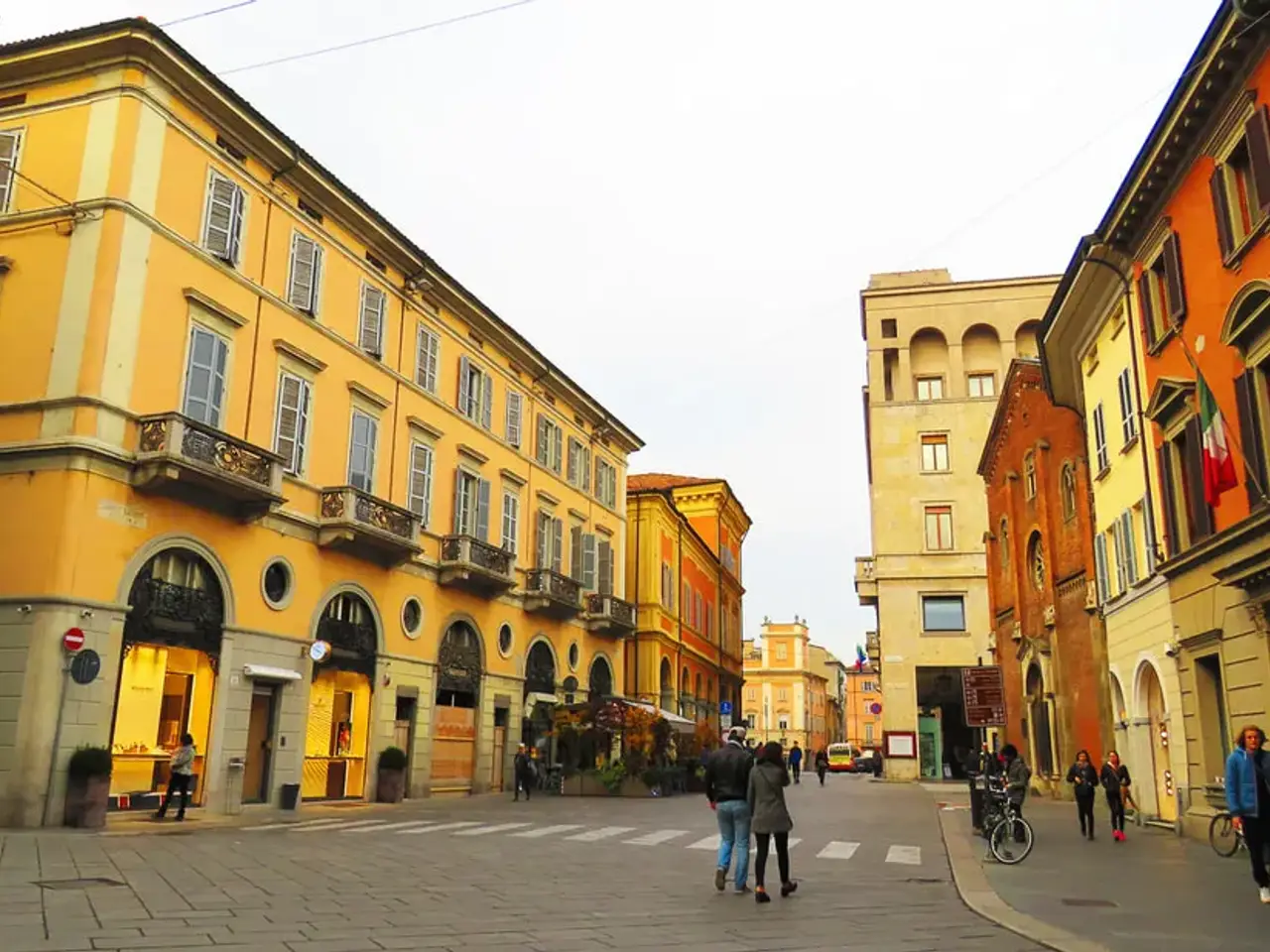 Negozio in Corso Vittorio Emanuele Secondo, Infrangibile, Piacenza, Emilia-Romagna, 29100, Italia, Piacenza, {3} - Foto 1
