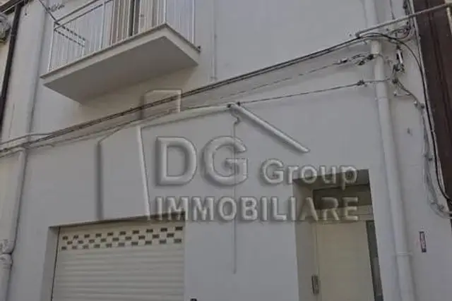 Casa indipendente in Via Milazzo, Alcamo - Foto 1