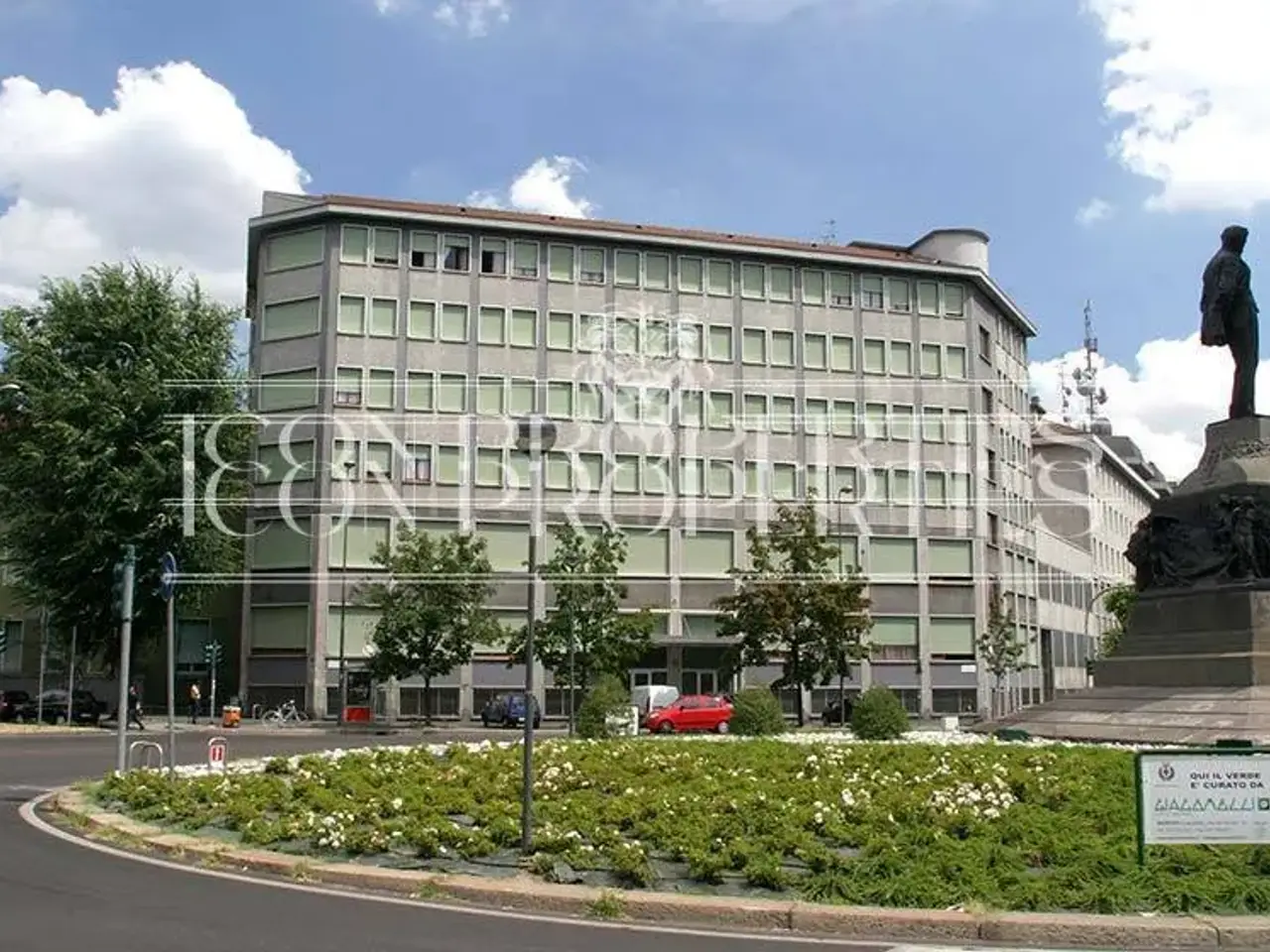 Negozio in Via Correggio 14, Milano, {3} - Foto 2