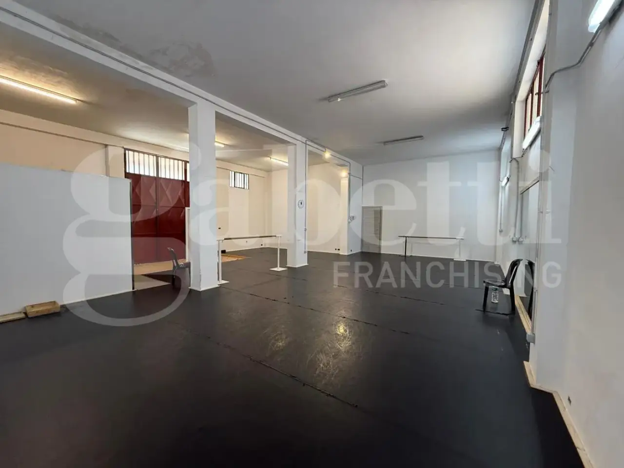 Magazzino in Via dei Giacinti  28, Catania, {3} - Foto 1