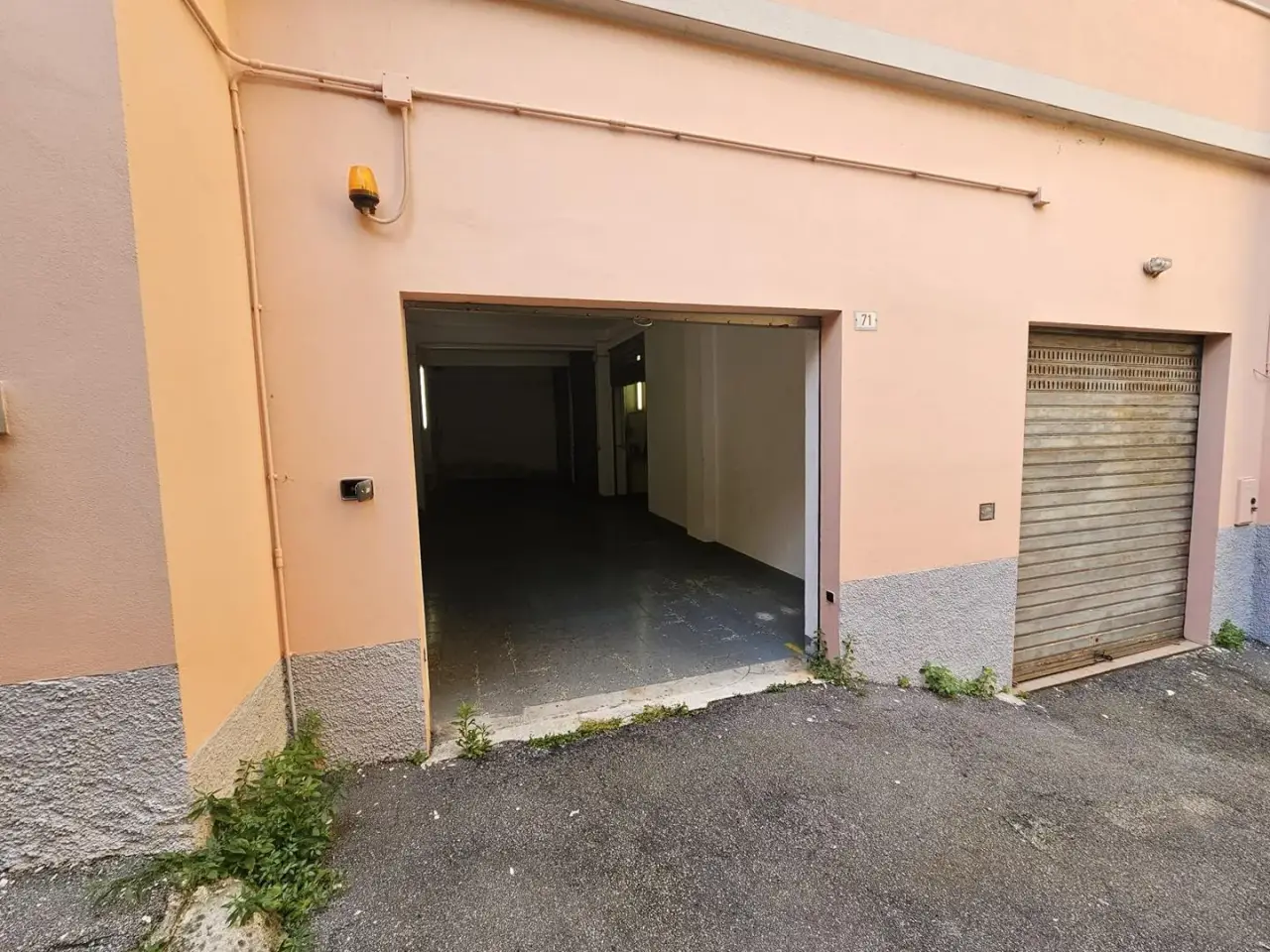 Parcheggio chiuso in Circonvallazione  71r, Campomorone, {3} - Foto 2