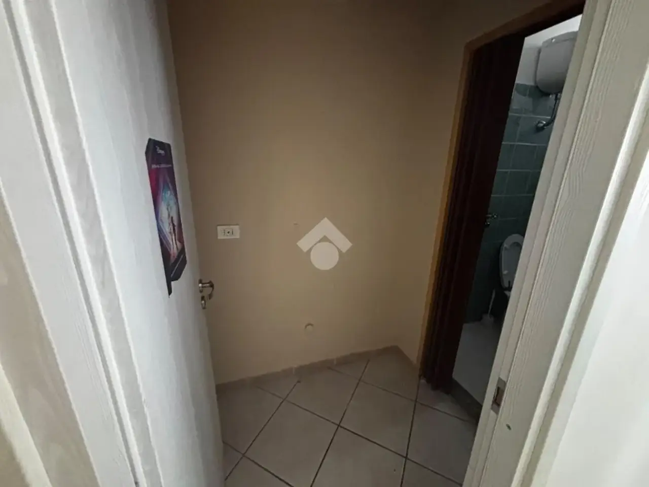 Negozio in Via Eugenio Montale 32, Mugnano Di Napoli, {3} - Foto 2