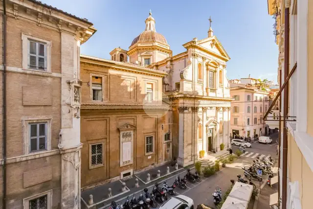 Trilocale in Via della Madonna dei Monti 00, Roma - Foto 1