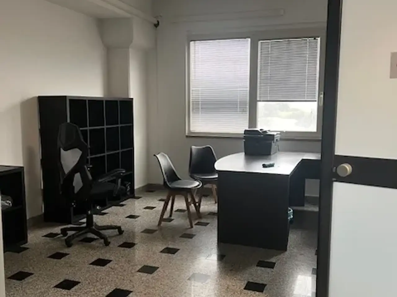 Ufficio in , Sestu, {3} - Foto 1