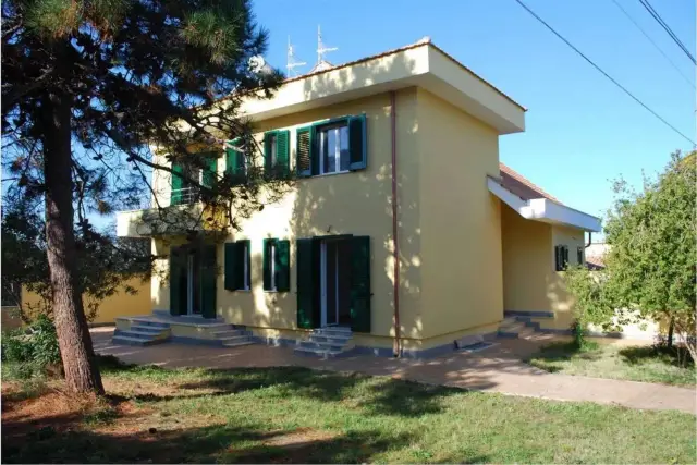 Villa in Via Ezio Maroncelli, 5 G, Civitavecchia - Foto 1