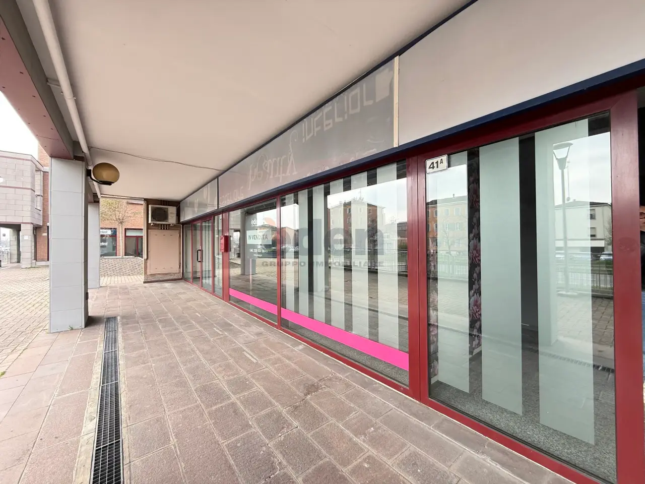 Negozio in Via Carlo Zucchi 41, Modena, {3} - Foto 1