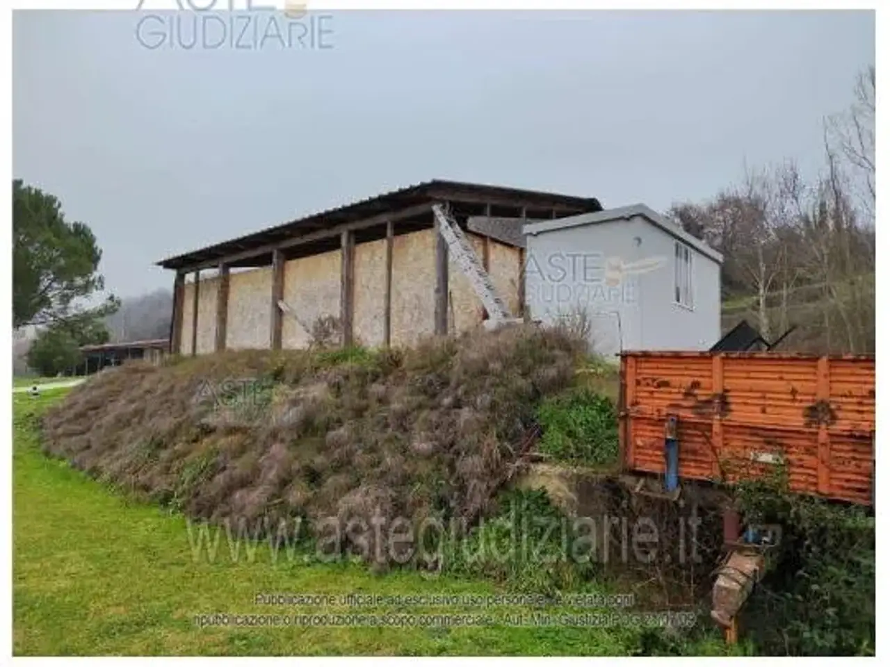 Fabbricato misto in Via Sant'Egidio, 14, 60020 Polverigi An, Italia 14, Polverigi, {3} - Foto 1
