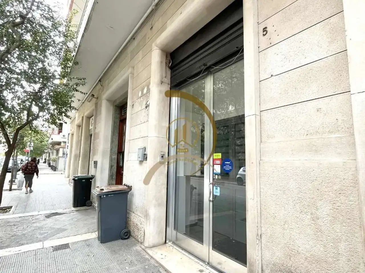 Negozio in Viale Don Luigi Sturzo 5, Andria, {3} - Foto 1