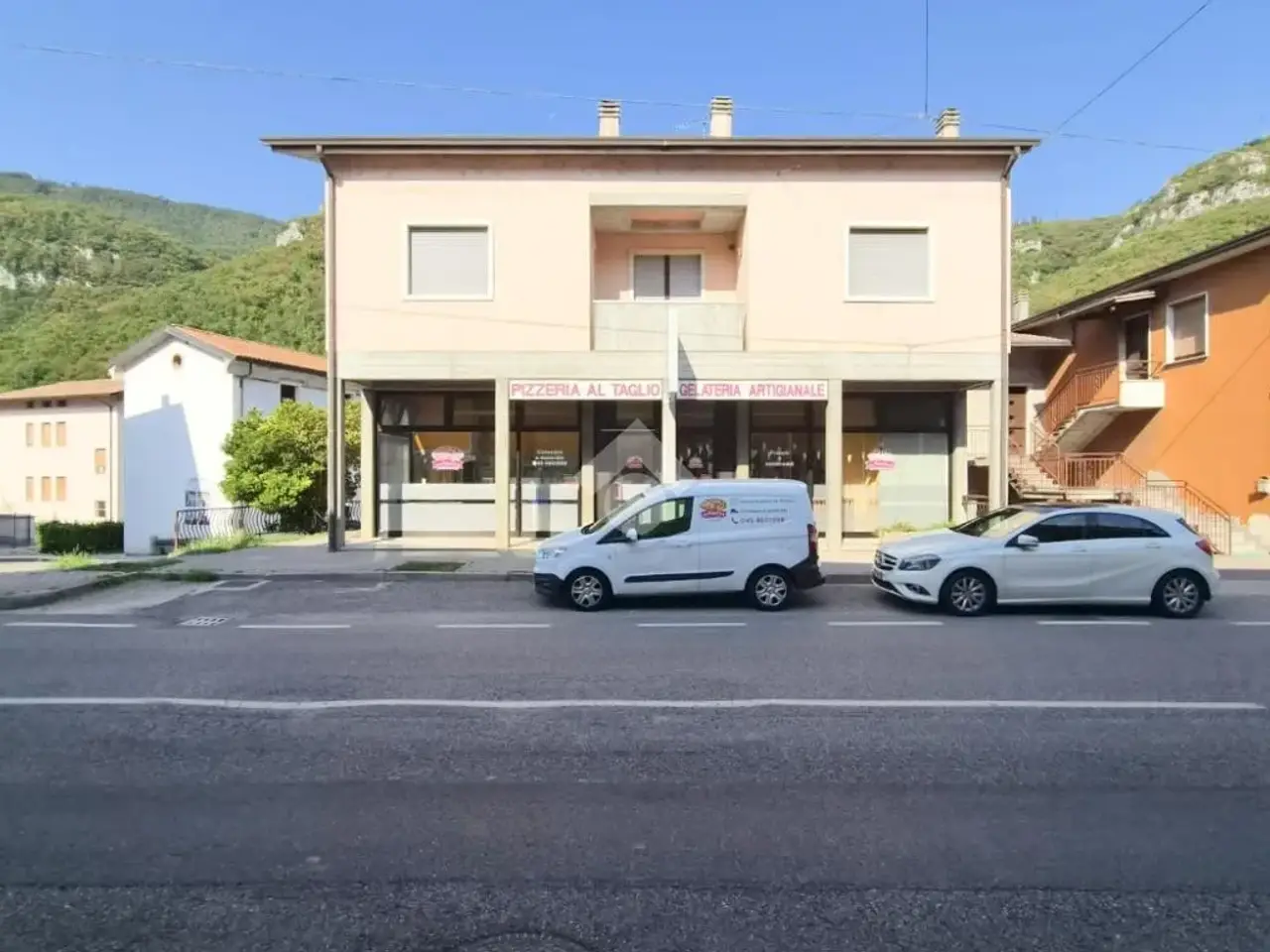 Negozio in Via Crosara 30, Grezzana, {3} - Foto 1