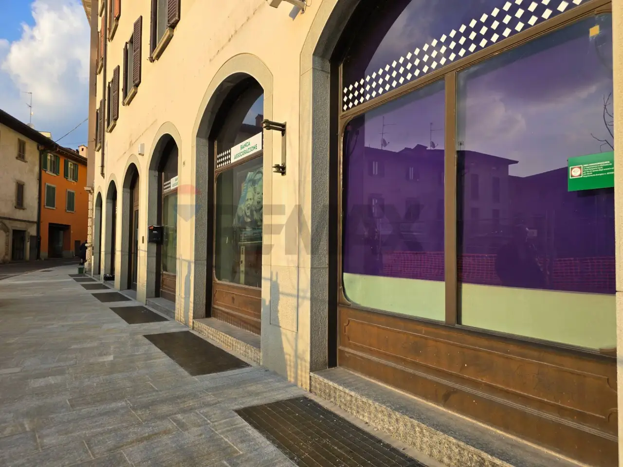 Negozio in Piazza Cavour 16, Trescore Balneario, {3} - Foto 1