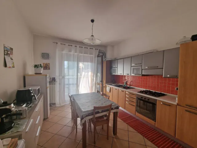 3-room flat in Via Gavazzoli 51, Carobbio degli Angeli - Photo 1