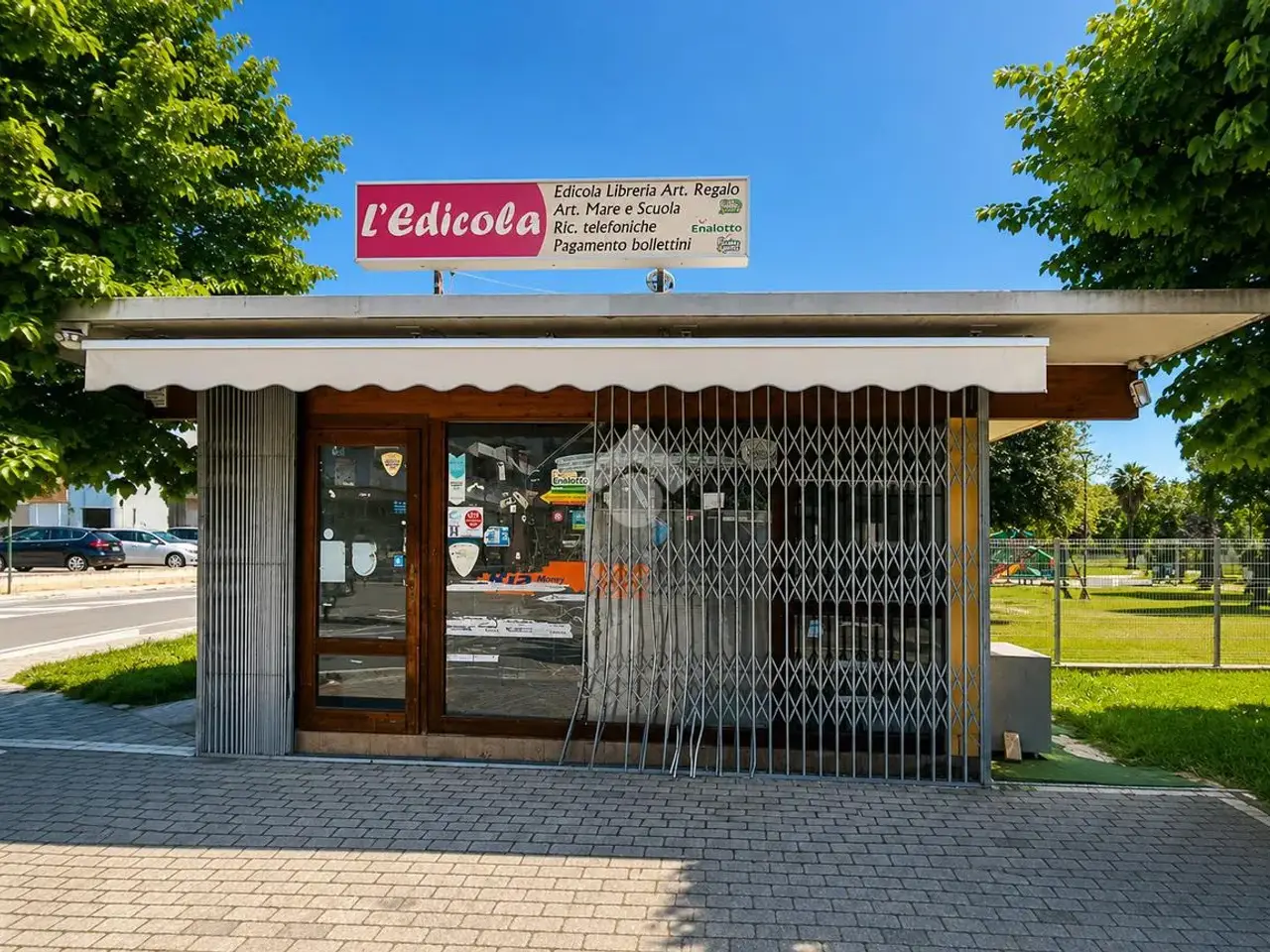 Negozio in Via Duca d'Aosta 68, Alba Adriatica, {3} - Foto 2