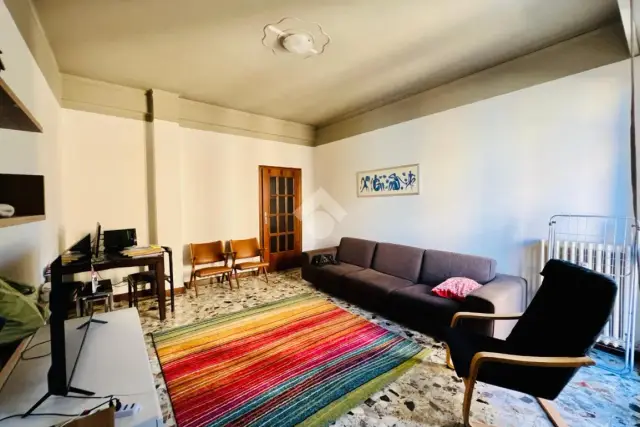 Vierzimmerwohnung in Viale Gino Vesci, Mantova - Foto 1