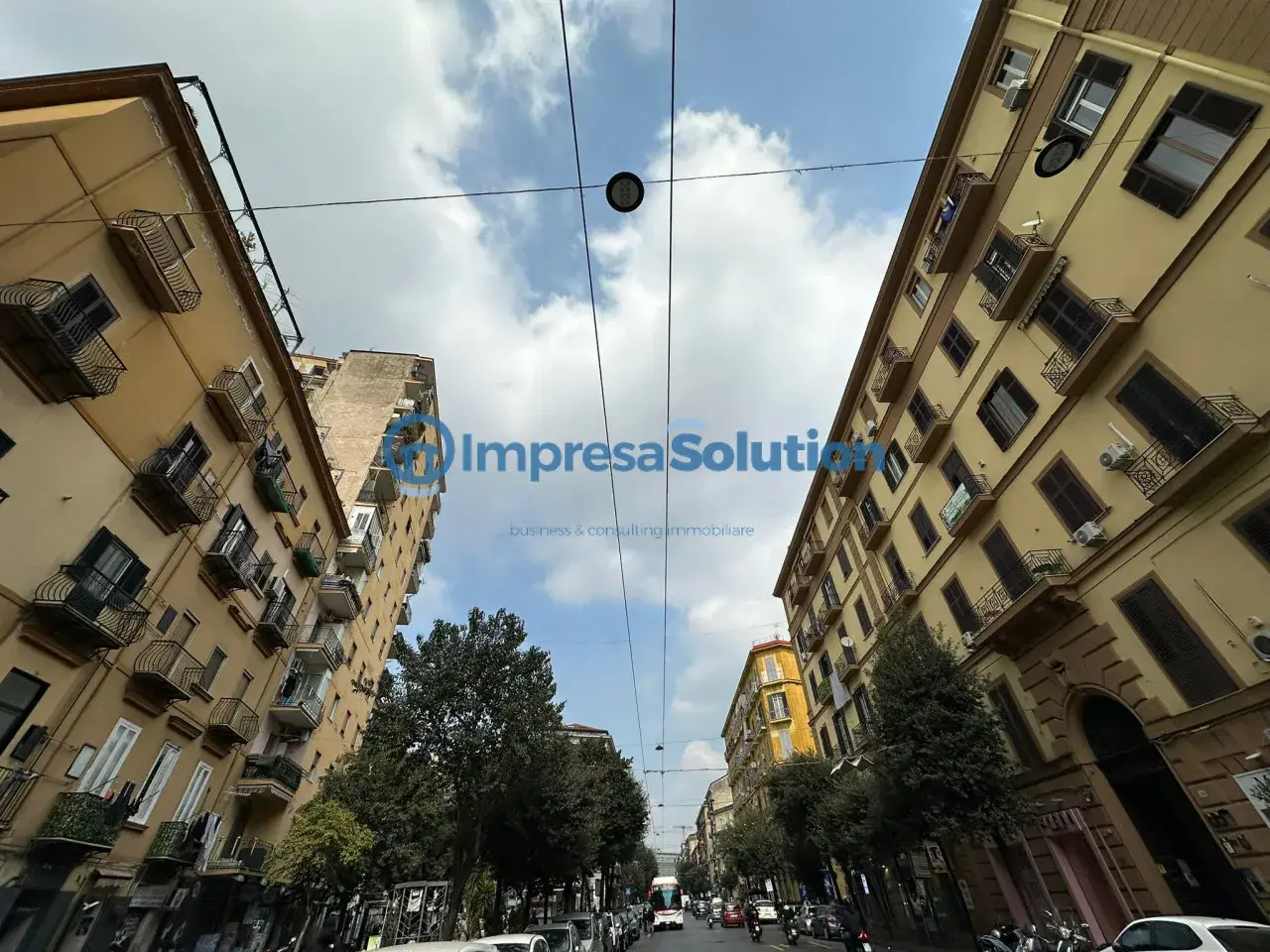 Negozio in Via Sant'Antonio Abate, Napoli, {3} - Foto 1