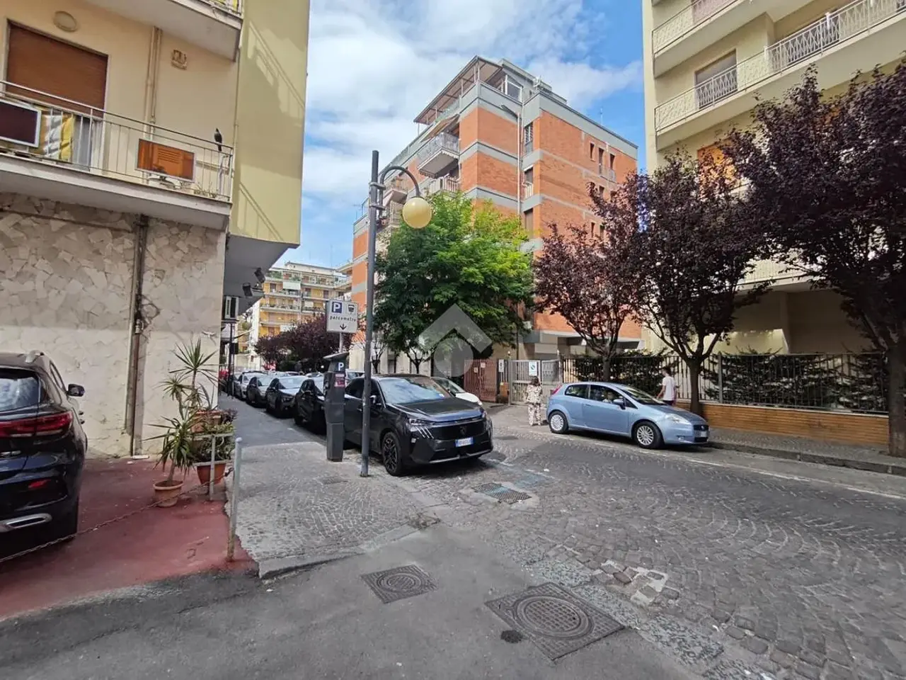 Negozio in Via S Allende 21, Castellammare Di Stabia, {3} - Foto 2
