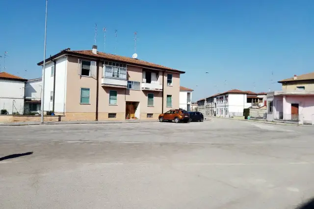 Quadrilocale in {3}, Piazzale del Donatore - Foto 1