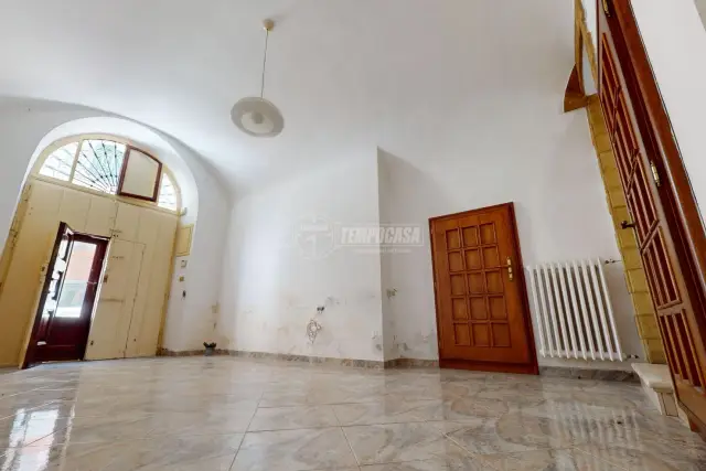 Casa indipendente in Corso Vittorio Emanuele, Bari - Foto 1