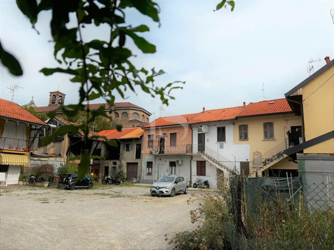 Magazzino in Via Madonnina 24, Agrate Brianza, {3} - Foto 2