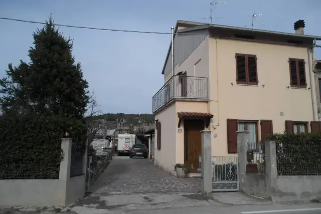 Detached house in Strada Fornace Mancini, Pesaro - Photo 1