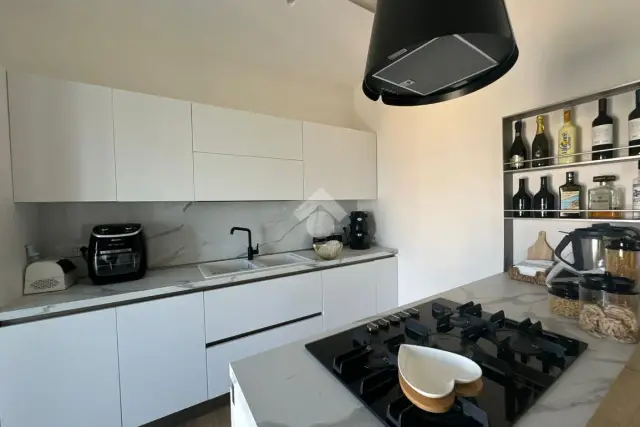 Vierzimmerwohnung in Via d. Alighieri 70, Gragnano - Foto 1