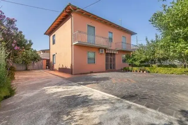 Detached house, Montopoli in Val d'Arno - Photo 1