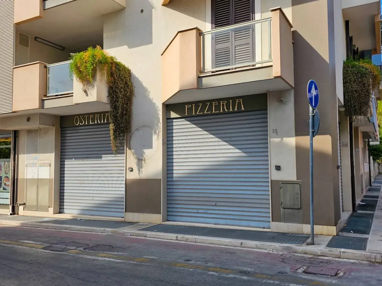 Negozio in Via Tiepolo 15, Andria, {3} - Foto 2