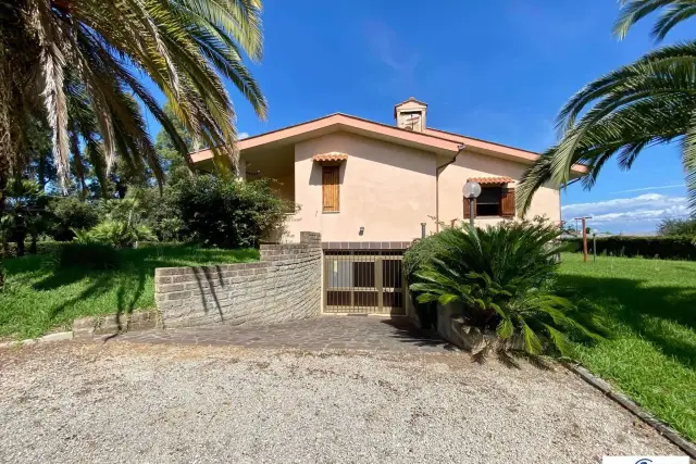 Villa in Via Altissimo , Sabaudia - Foto 1