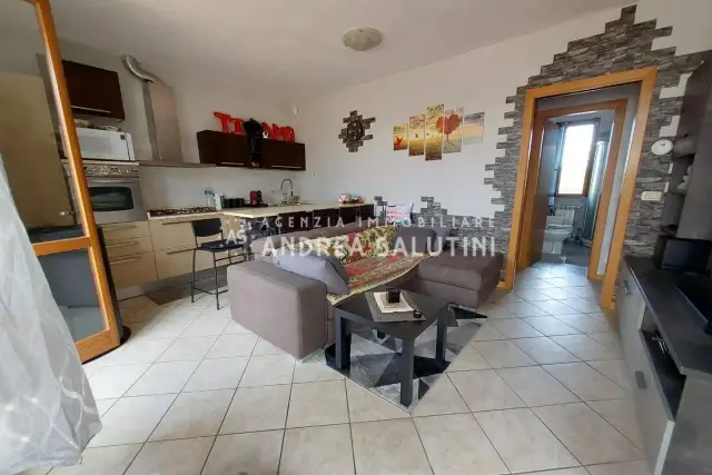 2-room flat in Via Don Luigi Sturzo,  37, Bientina - Photo 1