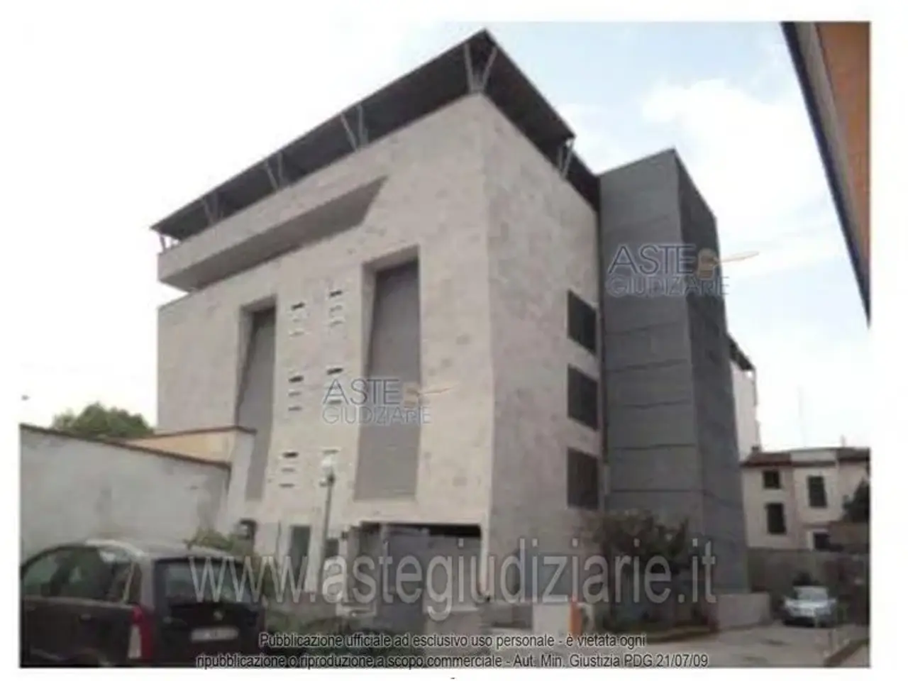 Garage in Via Curtatone 69 Angolo Via Oberdan 2 69, Prato, {3} - Foto 1
