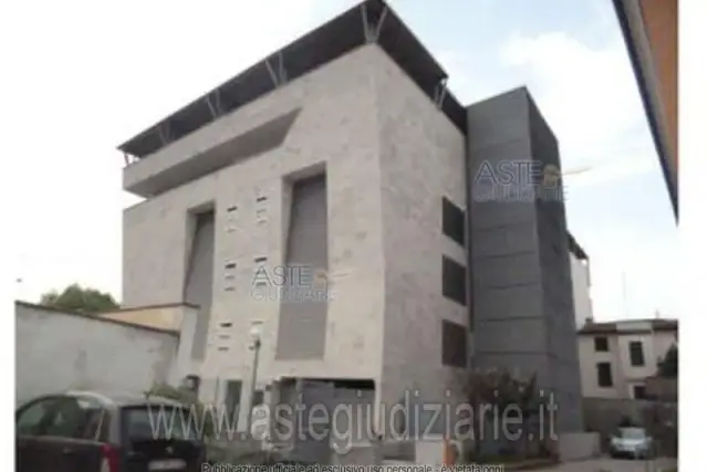 insertion image