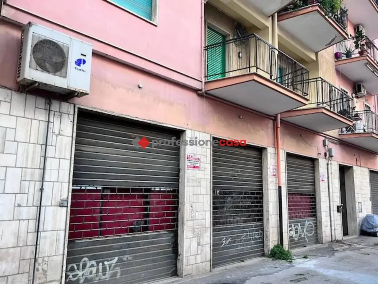Negozio in Via Taranto 76, Foggia, {3} - Foto 1