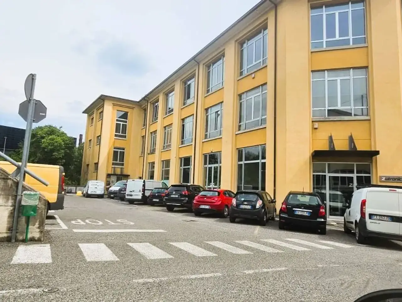 Ufficio in Via Donizetti 109, Brembate Di Sopra, {3} - Foto 1