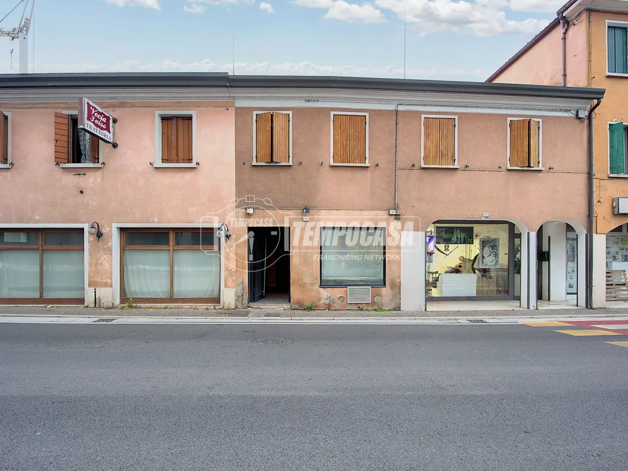 Negozio in Via Sant'Antonino 135, Treviso, {3} - Foto 2