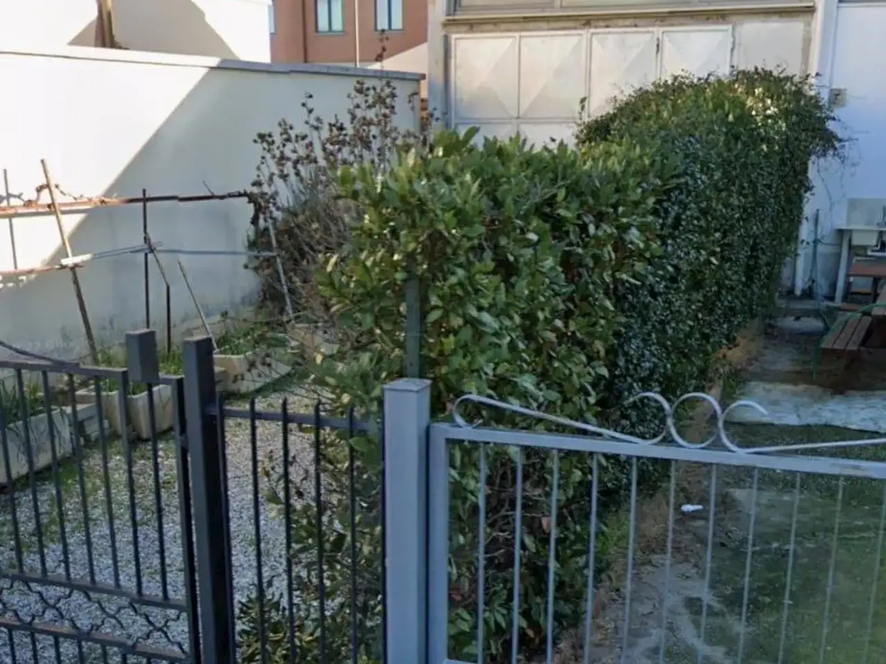 Magazzino in Via Vecchia del Picchianti, Livorno, {3} - Foto 1