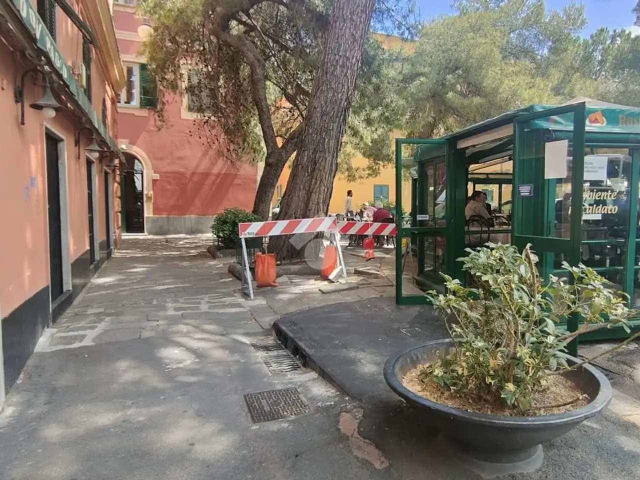 Negozio in Via Spianata Castelletto, Genova, {3} - Foto 1