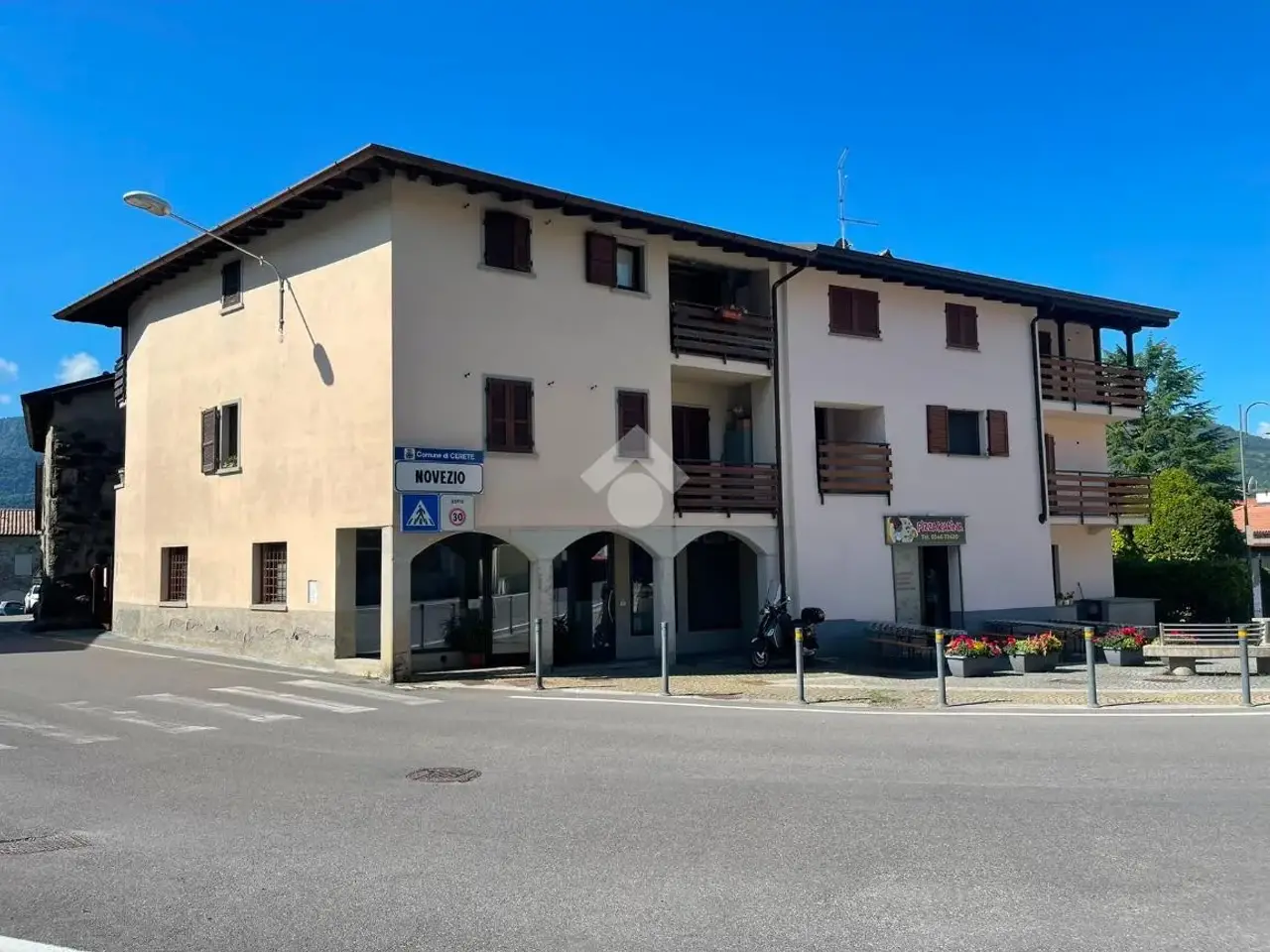 Ufficio in Via Provinciale 10, Cerete, {3} - Foto 1