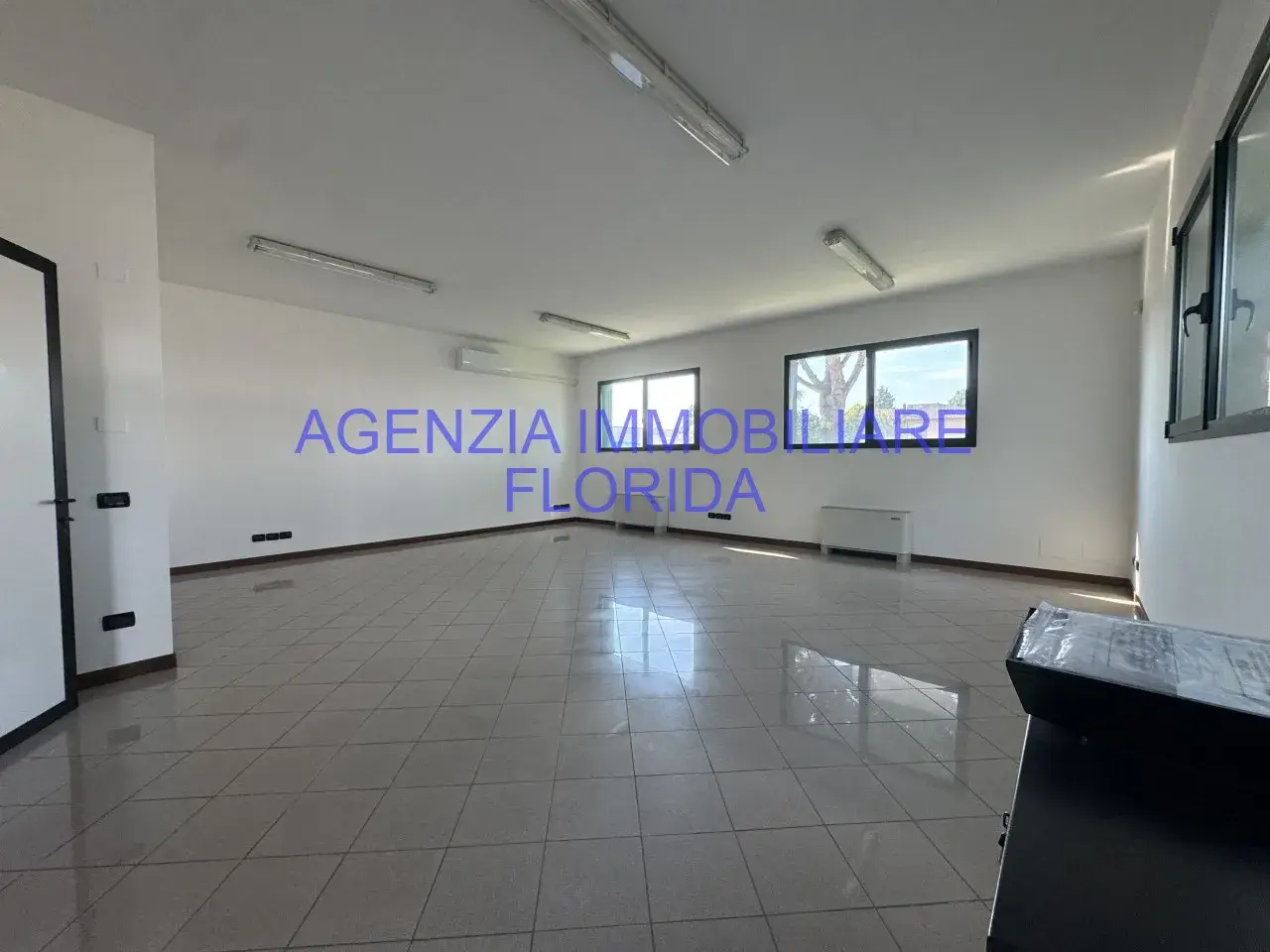 Ufficio in Via Buonarotti, San Giorgio In Bosco, {3} - Foto 1