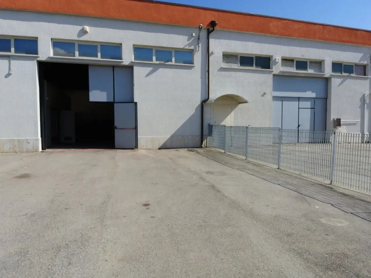 Magazzino in , Silvi, {3} - Foto 1