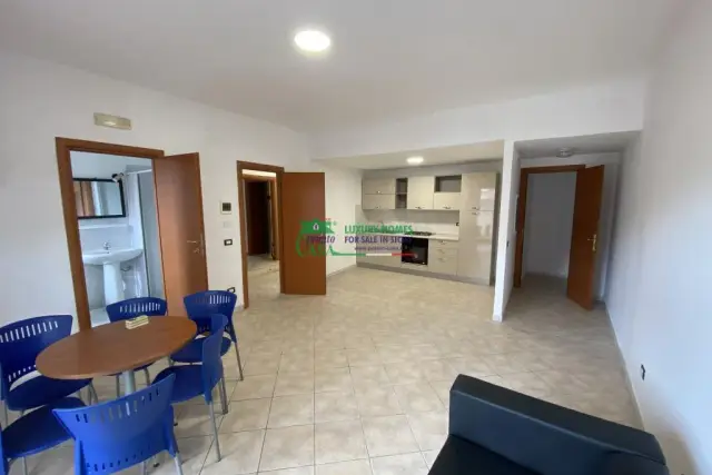 3-room flat in {3}, - Photo 1