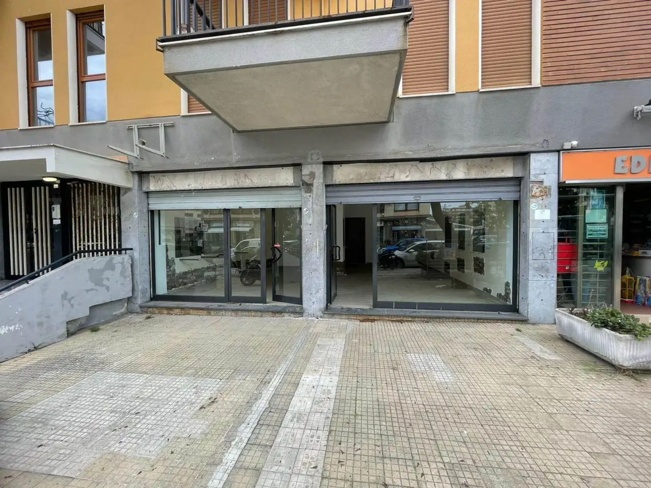 Negozio in Via Principe di Paternò, Palermo, {3} - Foto 1