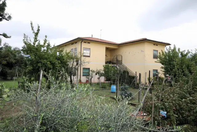 Zweifamilienhaus in a dei Biccelli 85, Capannori - Foto 1