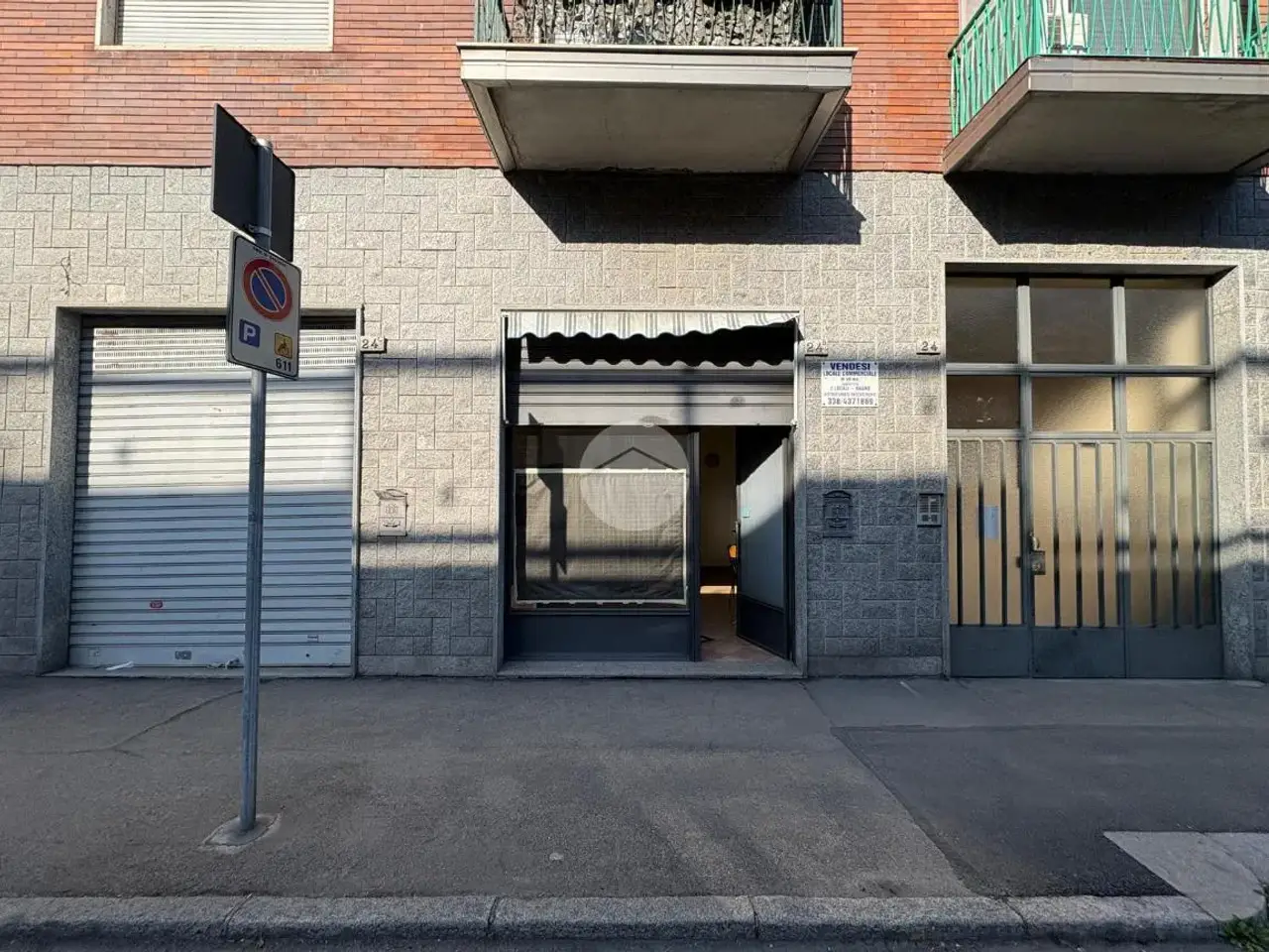 Negozio in Corso Trieste 24, Moncalieri, {3} - Foto 1