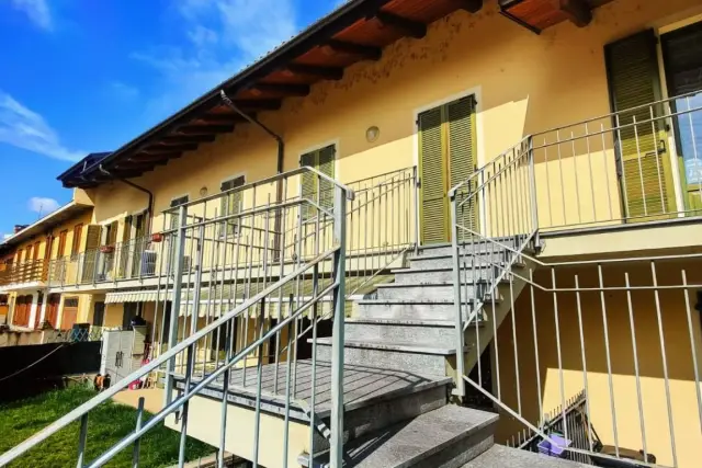 4-room flat in Via Circonvallazione 34, Riva presso Chieri - Photo 1