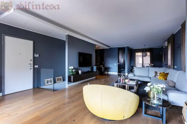 4-room flat in {3}, Balzac 4 - Photo 1