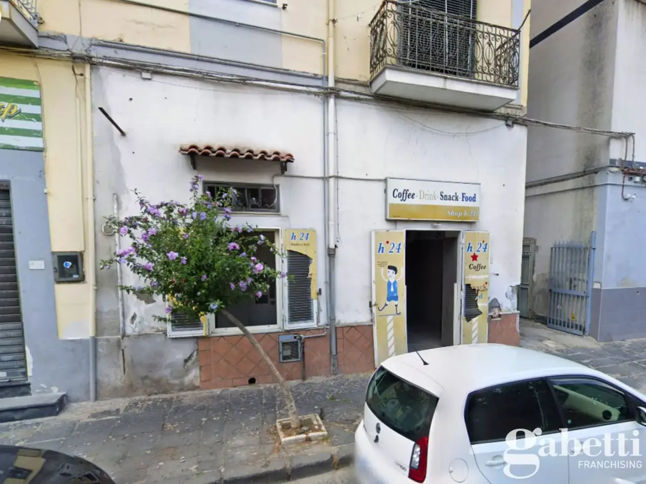Negozio in Corso Umberto I  00, Pomigliano D'Arco, {3} - Foto 1