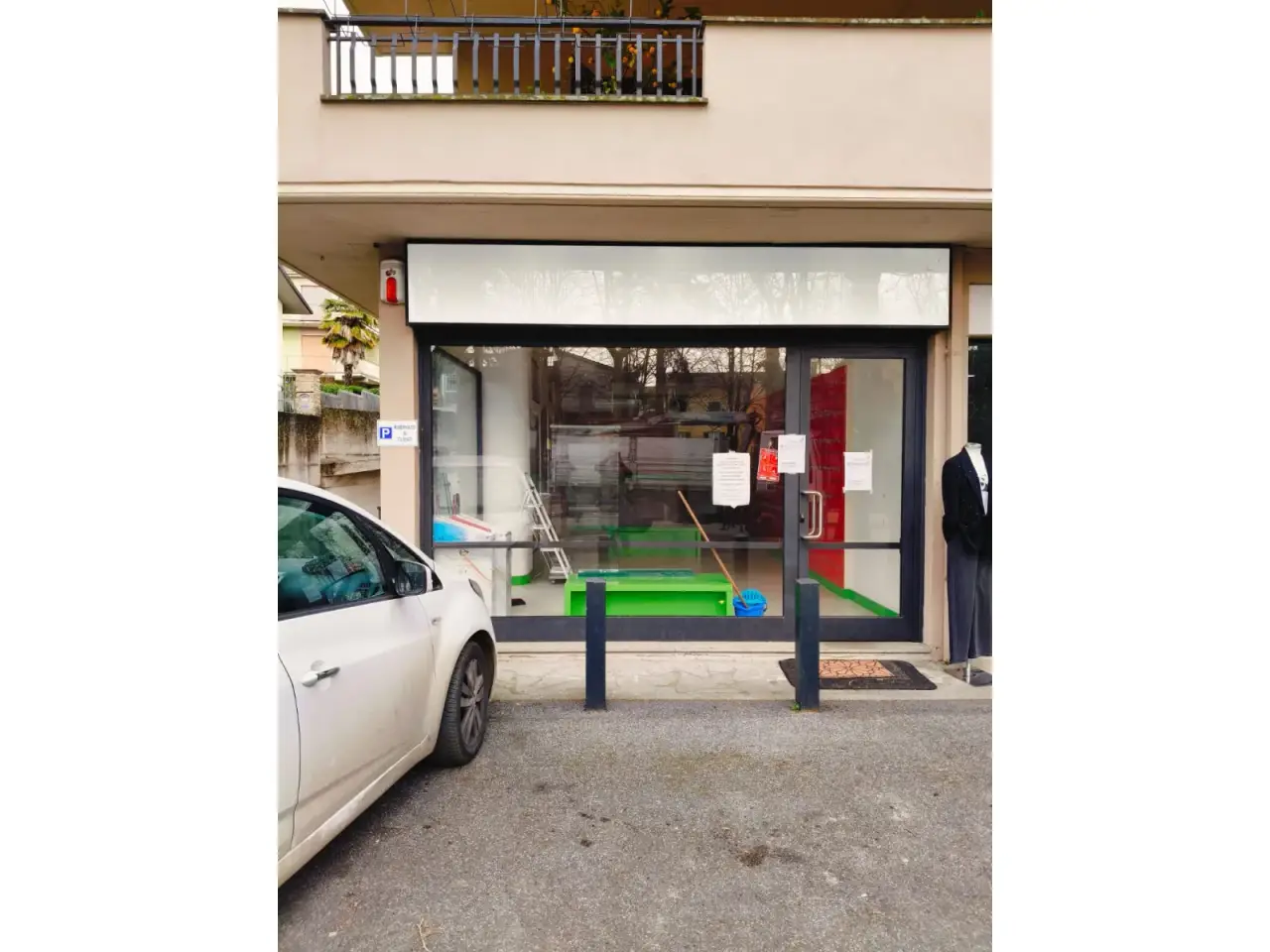 Negozio in Via Guglielmo Marconi 64, Sutri, {3} - Foto 1