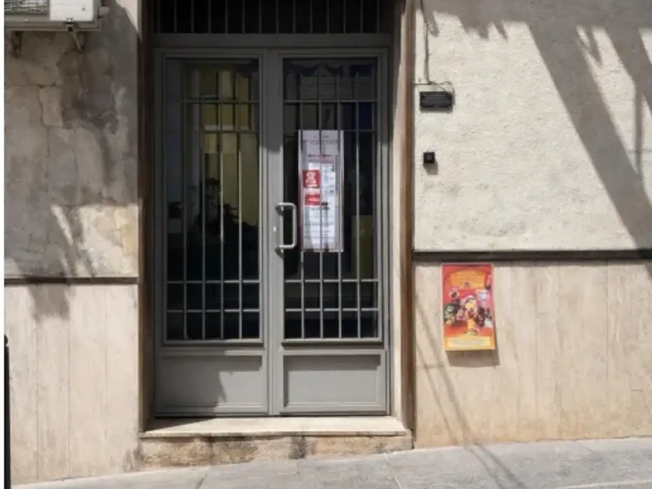 Esercizio commerciale in Via Umberto I 36, Sant'Anastasia, {3} - Foto 2